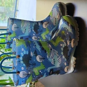 Light-up rubber boots